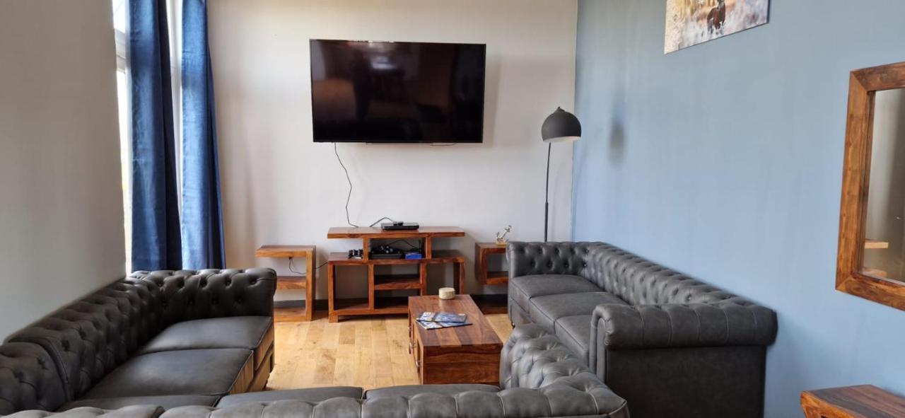 كاربوست Luxury 4 Bedroom Cottage With Stunning Views Near Fairy Pools! المظهر الخارجي الصورة