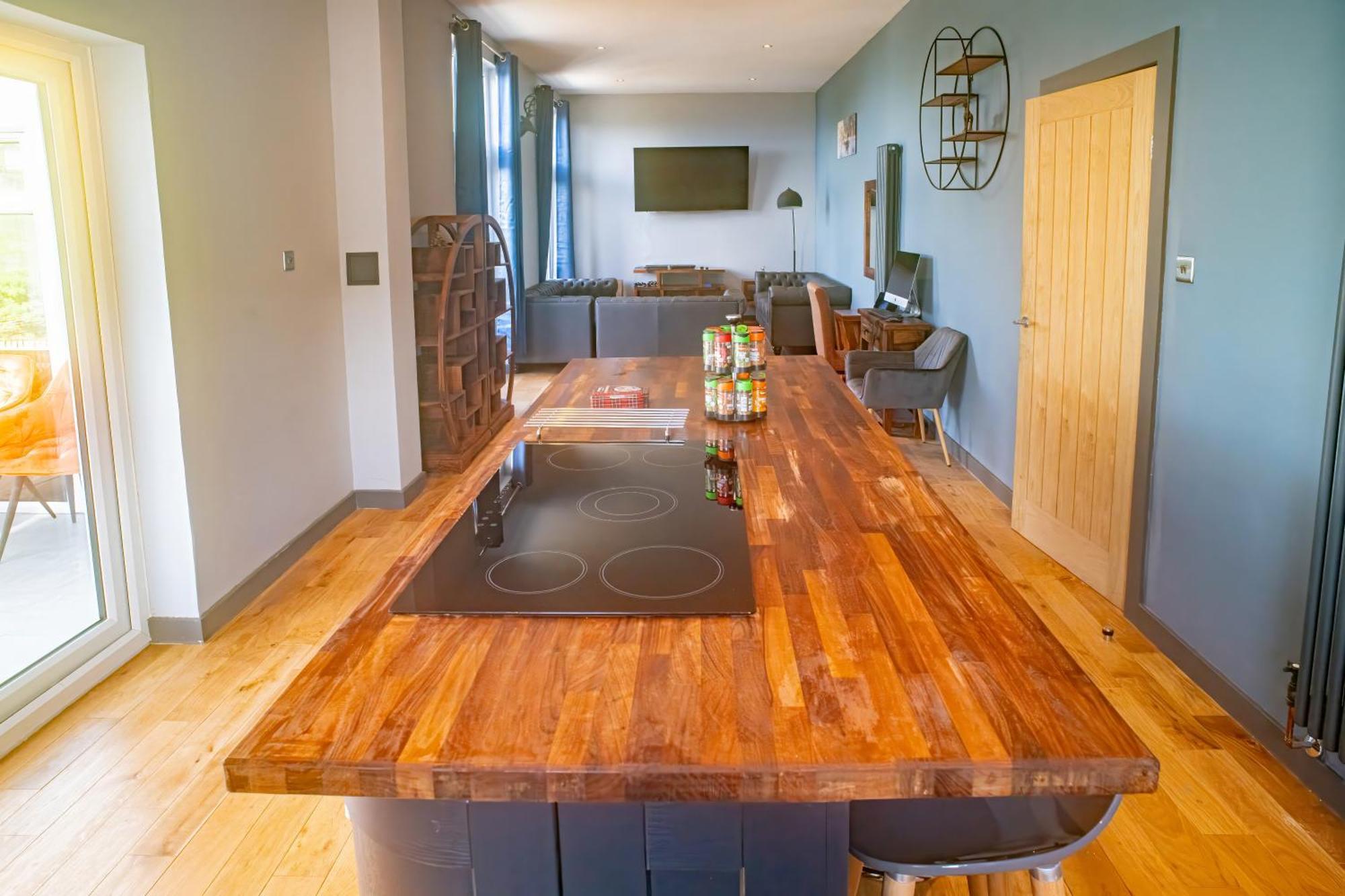 كاربوست Luxury 4 Bedroom Cottage With Stunning Views Near Fairy Pools! المظهر الخارجي الصورة