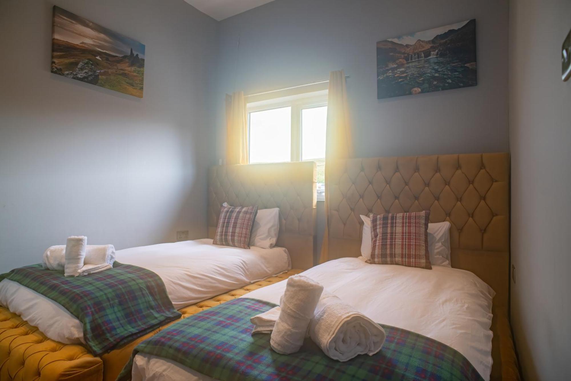 كاربوست Luxury 4 Bedroom Cottage With Stunning Views Near Fairy Pools! المظهر الخارجي الصورة